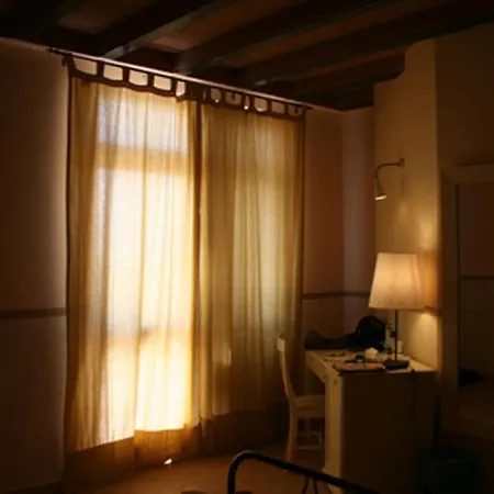 Il Rifugio Di Pan Bed & Breakfast *